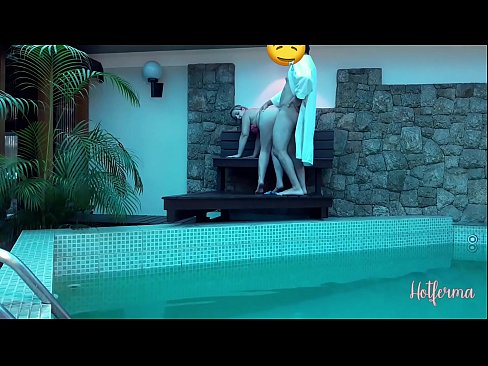 ❤️ Le patron invite la femme de chambre à la piscine, mais n'a pas pu résister à une chaude ☑ Porno at us fr.porno-fuq.ru